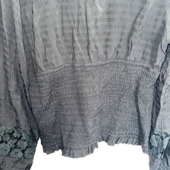 Promesa Black Lace Long Sleeve Smocked Blouse - Picture 9 of 9